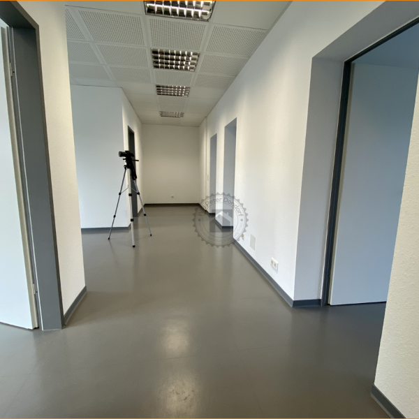 Büro mit großer Fensterfläche in Aachen-Brand (52078 Aachen)