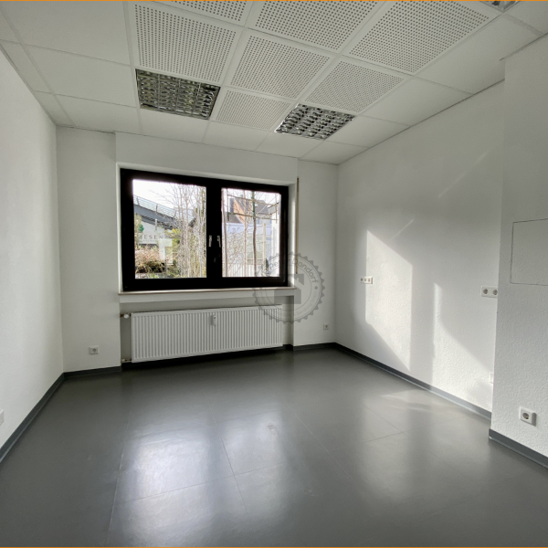 Büro mit großer Fensterfläche in Aachen-Brand (52078 Aachen)