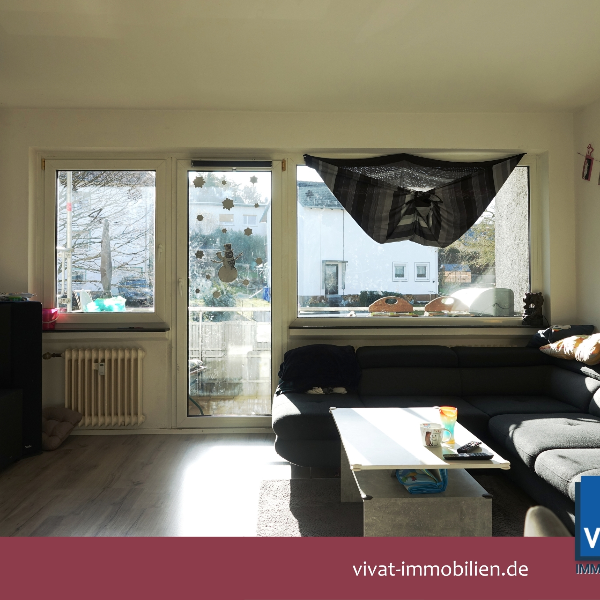 Viel Platz: 4-Zimmer-Wohnung mit Loggia und Aussicht (65326 Aarbergen)