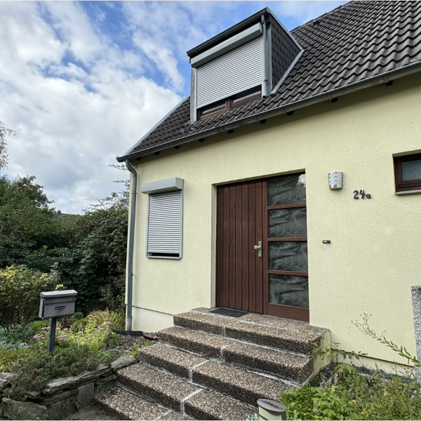 schöne Eigentumswohnung mit Einfamilienhaus-Charakter in Aachen-Forst (52078 Aachen)
