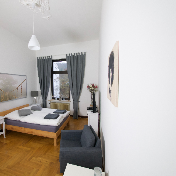 Schicke 1-Zi.-Wohnung im 1. OG einer historischen Villa (65582 Diez)