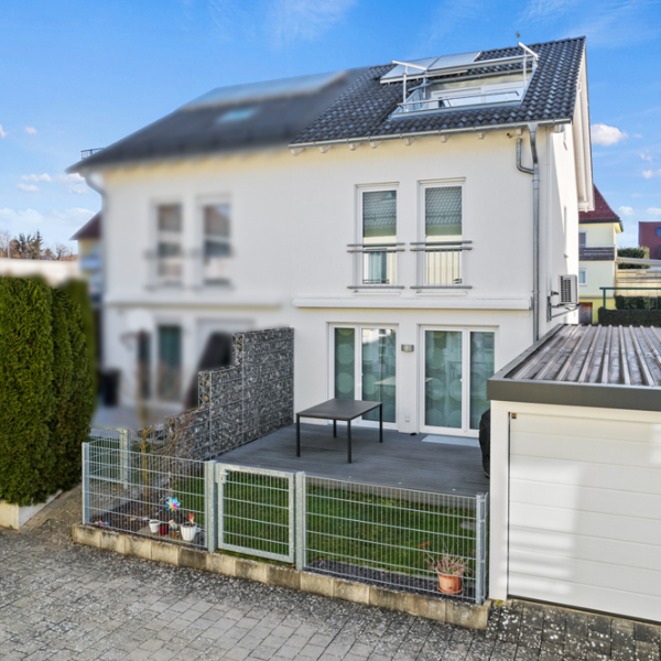 Exklusiv & energieeffizient: Doppelhaushälfte in FN-Ailingen (88048 Friedrichshafen / Ailingen)