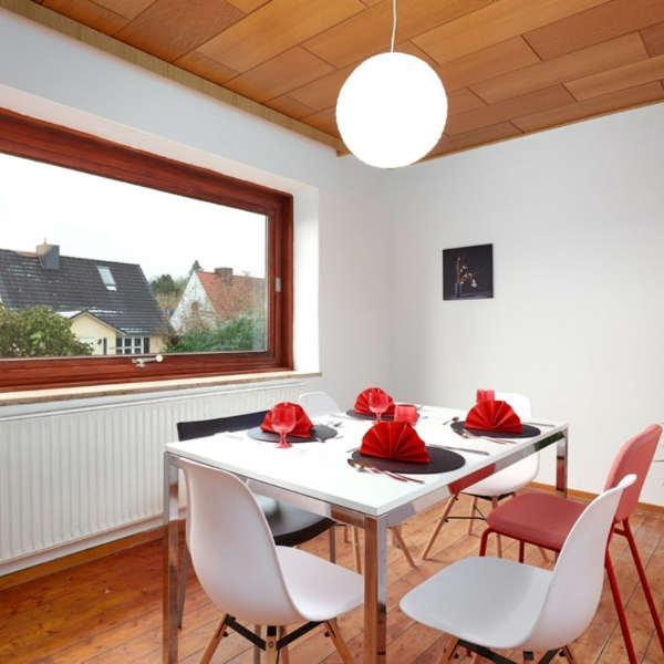 Einfamilienhaus in Schwentinental mit Baugrundstück provisionsfrei für den Käufer - Lütt Immobilien - Ihr Immobilienmakler in Kiel (24222 Schwentinental)