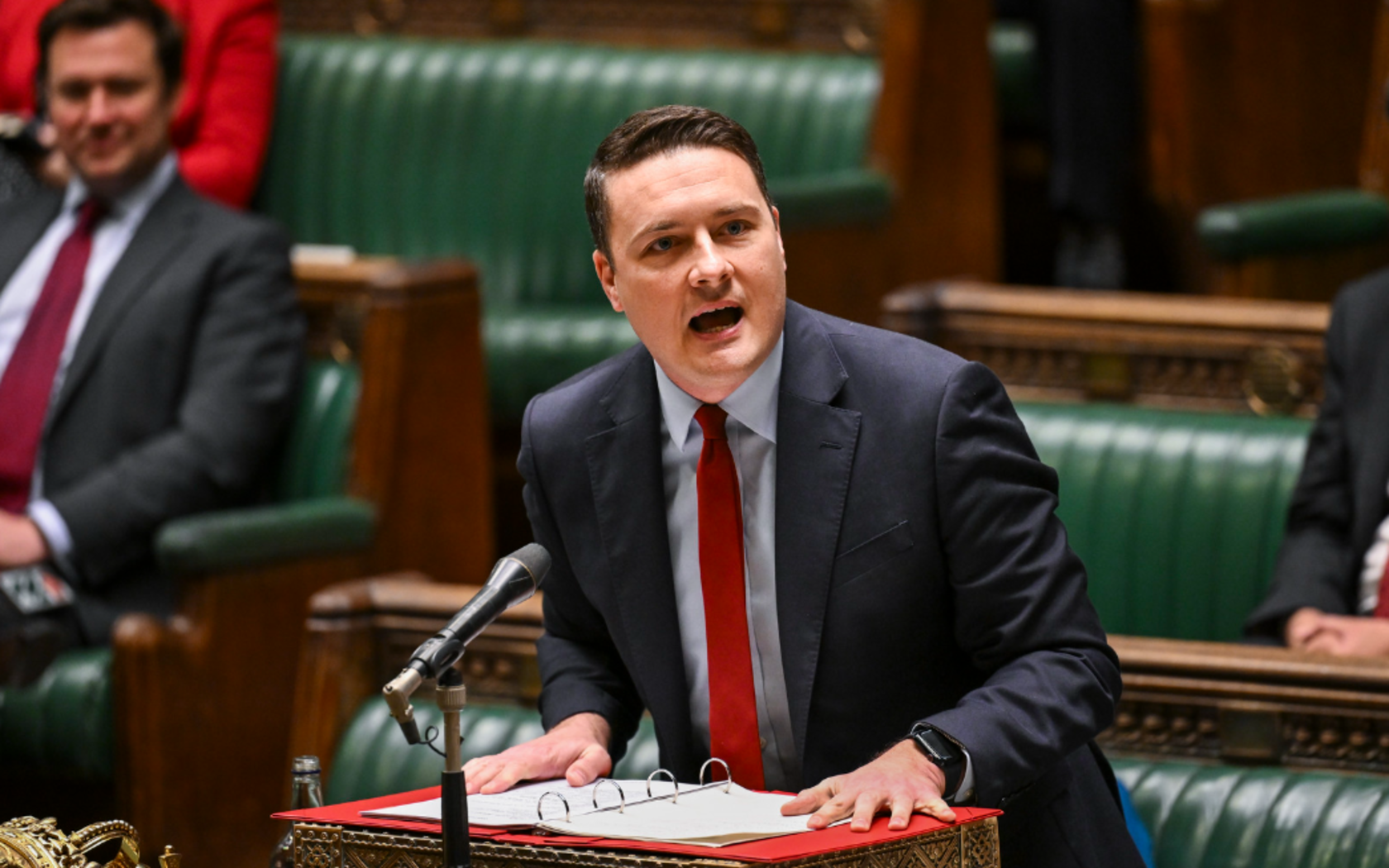 Wes Streeting tells the NHS to resolve the transgender dispute over changing rooms