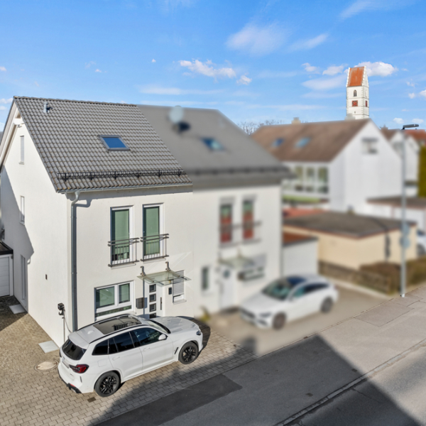 Exklusiv & energieeffizient: Doppelhaushälfte in FN-Ailingen (88048 Friedrichshafen / Ailingen)