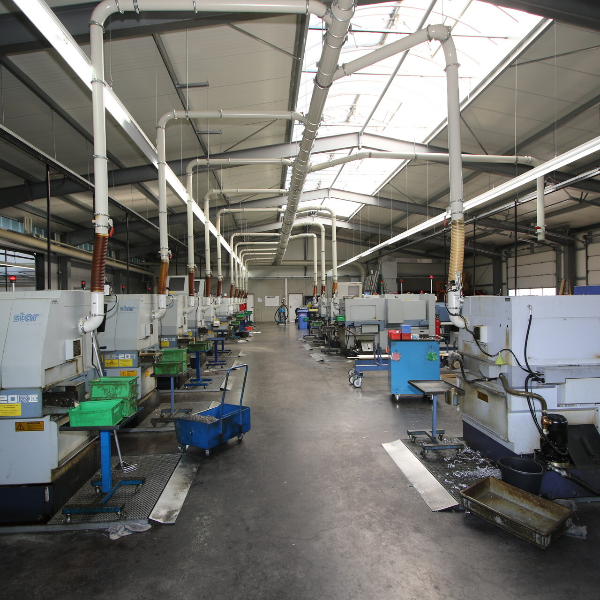 Produktion- Lager- Hallenflächen mit Büro (78532 Tuttlingen)