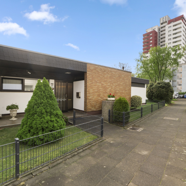 Atrium-Bungalow mit Stellplatz in Köln-Bocklemünd/Mengenich - ERBPACHTGRUNDSTÜCK (50829 Köln / Bocklemünd/Mengenich)