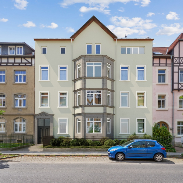 *4-Zimmer DG-Wohnung mit Altbaucharme und Erstbezug nach Modernisierung in Arnstadt zu VERKAUFEN* (99310 Arnstadt)