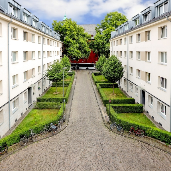 2 Zimmer Wohnung mit großem Balkon im Kölner Severinsviertel als Kapitalanlage - OHNE KÄUFERPROVISION (50678 Köln-Altstadt-Süd)