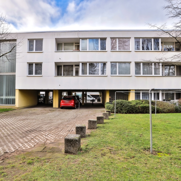 4 Zimmer Wohnung mit Loggia in Köln-Niehl als Kapitalanlage - OHNE KÄUFERPROVISION (50735 Köln-Niehl)
